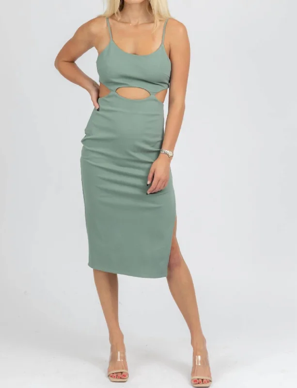 Midi dresses for evening weddings-Cutout Detail Midi Dress In Deep Green