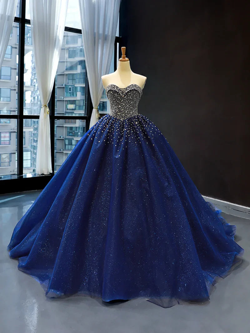 Evening dress with floral lace detail-Princess Dress Sequined Quinceanera Dresses Ball Gown Dresses