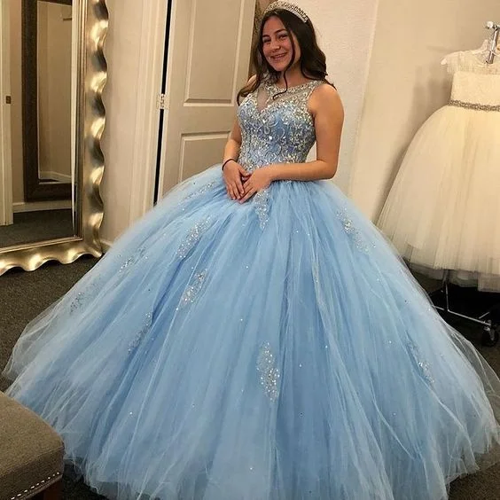 Evening dress with a flattering cut-Fascinating Jewel Tulle Ball Gown Quinceanera Dress C60