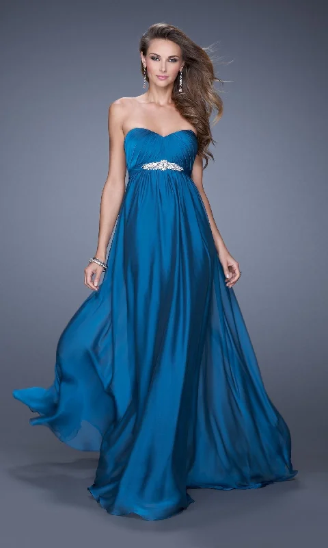 Evening dress for elegant gathering-Long La Femme Gown 20625